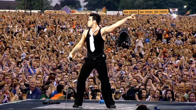 Robbie Williams Live at Knebworth